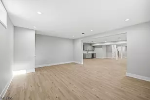 77 Elmwood Dr, Livingston, NJ 07039 - Photo 30