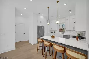 77 Elmwood Dr, Livingston, NJ 07039 - Photo 14