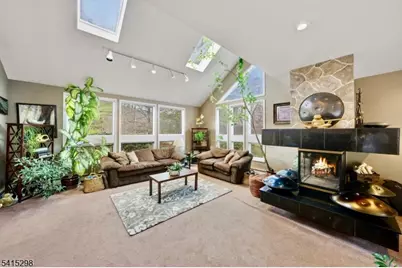 447 Rockaway Valley Rd, Boonton Township, NJ 07005 - Photo 4