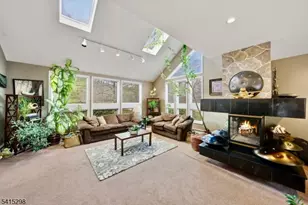 447 Rockaway Valley Rd, Boonton Township, NJ 07005 - Photo 4