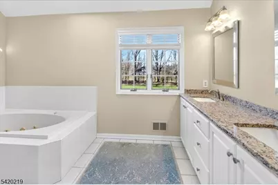 111 Red Oak Way, Montgomery Township, NJ 08502 - Photo 32