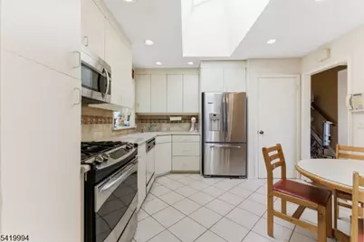 11 Pilgrim Way, Wayne, NJ 07470 - Photo 14