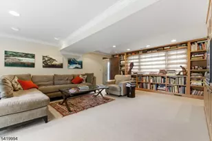 11 Pilgrim Way, Wayne, NJ 07470 - Photo 28