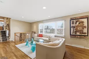 11 Pilgrim Way, Wayne, NJ 07470 - Photo 4