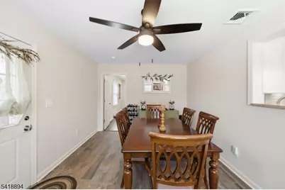 24 Maple Ave, Waldwick, NJ 07463 - Photo 10