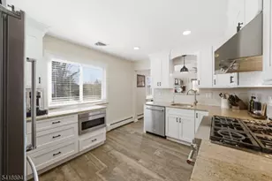 24 Maple Ave, Waldwick, NJ 07463 - Photo 8