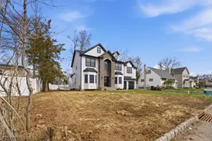 28 Glenwood Ave, Parsippany, NJ 07034 - Photo 2