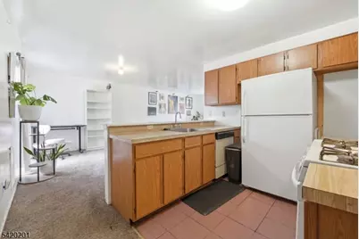 120 Carnegie Pl, Union Township, NJ 07088 - Photo 2