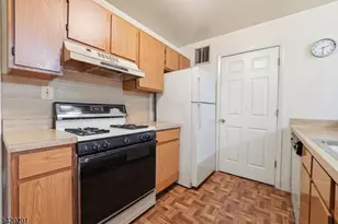 120 Carnegie Pl, Union Township, NJ 07088 - Photo 12