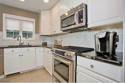 6 Schill Pl #6, Hillsdale, NJ 07642 - Photo 16