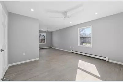 18 South Rd, Wayne, NJ 07470 - Photo 10