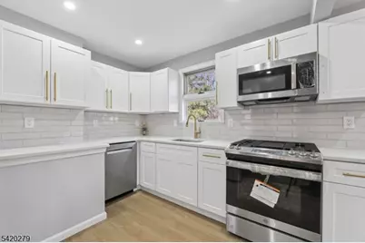 18 South Rd, Wayne, NJ 07470 - Photo 6