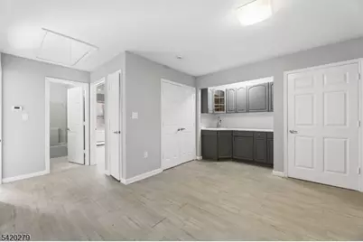 18 South Rd, Wayne, NJ 07470 - Photo 14