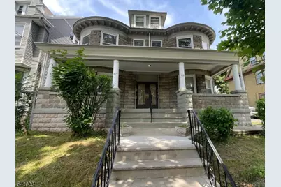 43 Mapes Ave #1R, Newark, NJ 07112 - Photo 1