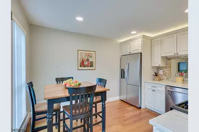 100 Goodwin Dr, North Brunswick Township, NJ 08902 - Photo 12