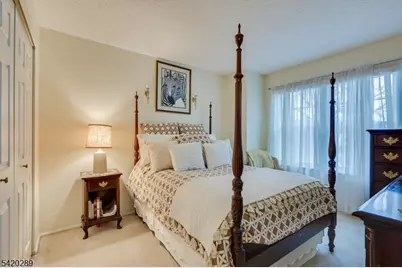 100 Goodwin Dr, North Brunswick Township, NJ 08902 - Photo 18