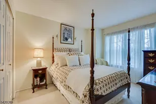 100 Goodwin Dr, North Brunswick Township, NJ 08902 - Photo 18