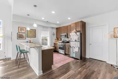 310 Centennial Ave #204, Cranford Township, NJ 07016 - Photo 4