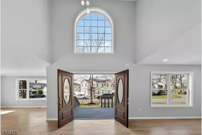 237 Jacksonville Dr, Parsippany, NJ 07054 - Photo 4