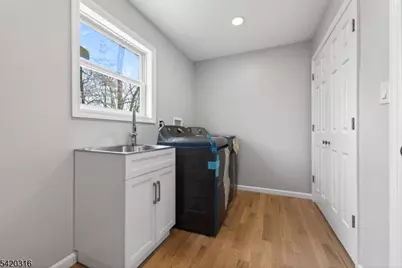 237 Jacksonville Dr, Parsippany, NJ 07054 - Photo 30