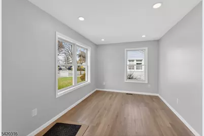 237 Jacksonville Dr, Parsippany, NJ 07054 - Photo 6