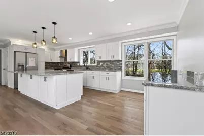 237 Jacksonville Dr, Parsippany, NJ 07054 - Photo 14