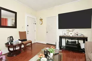 941 E 25th St, Paterson, NJ 07513 - Photo 22