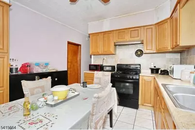 941 E 25th St, Paterson, NJ 07513 - Photo 16