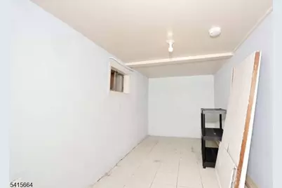 941 E 25th St, Paterson, NJ 07513 - Photo 36