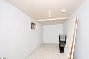 941 E 25th St, Paterson, NJ 07513 - Photo 36