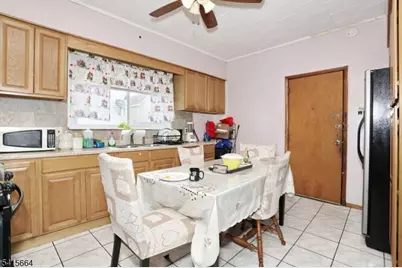 941 E 25th St, Paterson, NJ 07513 - Photo 14