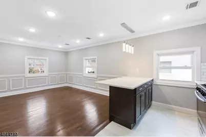 119 Roosevelt Ave Apt #B, Cranford Township, NJ 07016 - Photo 2