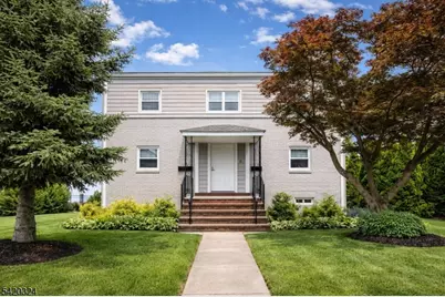 119 Roosevelt Ave Apt #B, Cranford Township, NJ 07016 - Photo 1