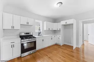 21 Overpeck Ave, Ridgefield, NJ 07660 - Photo 10