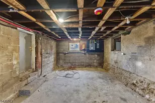 21 Overpeck Ave, Ridgefield, NJ 07660 - Photo 40