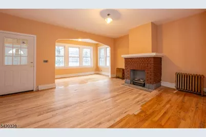 155 Augusta St, Irvington, NJ 07111 - Photo 4