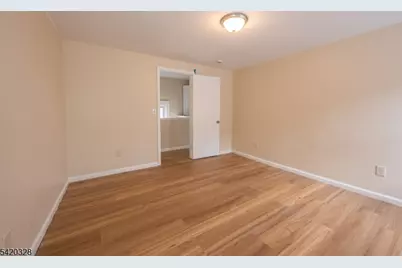 155 Augusta St, Irvington, NJ 07111 - Photo 22