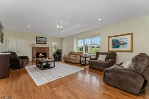 11 Baker Way, Hopewell Township, NJ 08534 - Photo 14