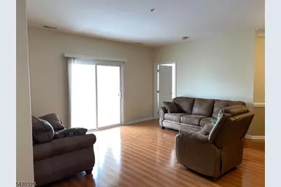 2206 Ambassador Ct, Franklin Township, NJ 08873 - Photo 4