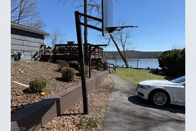 9 Mac Donald Rd, West Milford, NJ 07421 - Photo 18