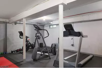 18 Skyline Dr, Warren Township, NJ 07059 - Photo 20