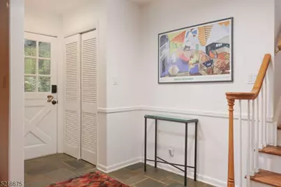 18 Skyline Dr, Warren Township, NJ 07059 - Photo 6