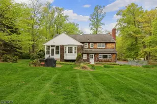 18 Skyline Dr, Warren Township, NJ 07059 - Photo 30