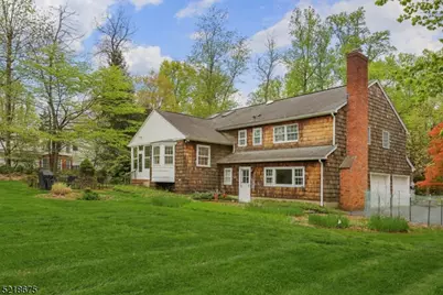 18 Skyline Dr, Warren Township, NJ 07059 - Photo 2