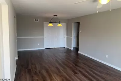 96 Crestview Lane, Mount Arlington, NJ 07856 - Photo 4