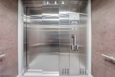 21 Lincoln Park #101, Newark, NJ 07102 - Photo 30