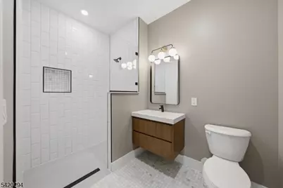 21 Lincoln Park #101, Newark, NJ 07102 - Photo 20