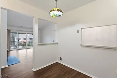 48 Taylor Dr, Franklin Township, NJ 08823 - Photo 2