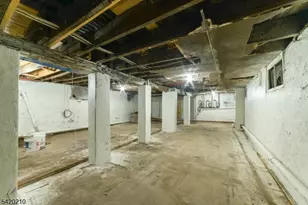 874-876 S 16th St, Newark, NJ 07108 - Photo 28