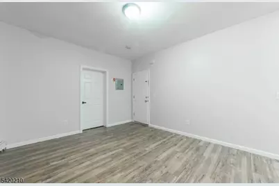 874-876 S 16th St, Newark, NJ 07108 - Photo 10